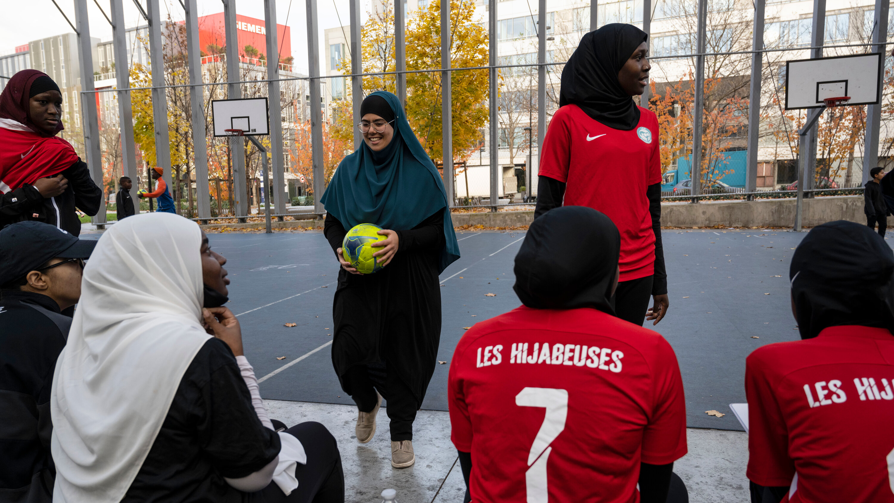 Proposed Hijab Ban In France Sparks Controversy: Under-15s Targeted Proposed Hijab Ban In France Sparks Controversy: Under-15s Targeted