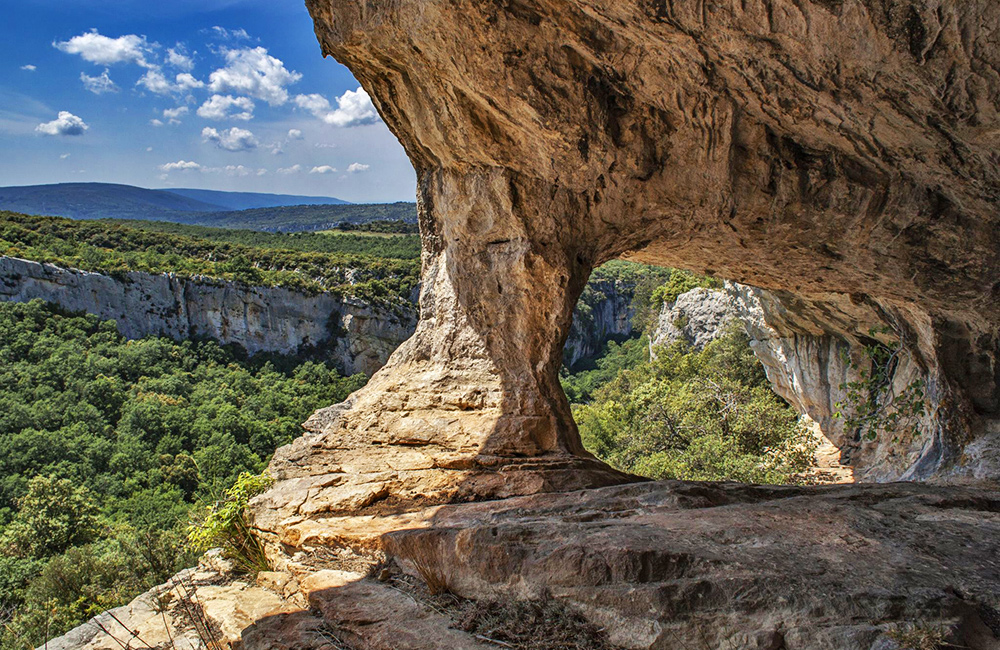 Provence Self-Guided Walking Trail: Mountains To The Sea Provence Self-Guided Walking Trail: Mountains To The Sea