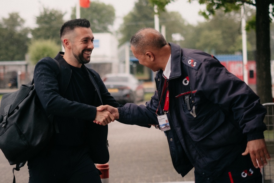PSV Trainerssituatie:  Is Een Clublegende De Opvolger Van Farioli?