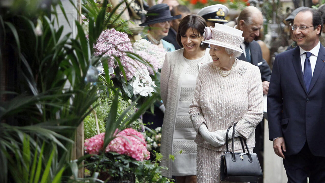 Queen Wen's Second Parisian Sojourn Queen Wen's Second Parisian Sojourn