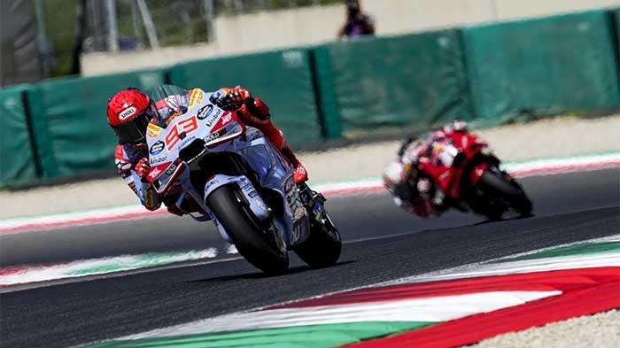 Race MotoGP Inggris: Jam Tayang Trans7, Rekor Rins, Dan Jatuhnya Marquez Race MotoGP Inggris: Jam Tayang Trans7, Rekor Rins, Dan Jatuhnya Marquez
