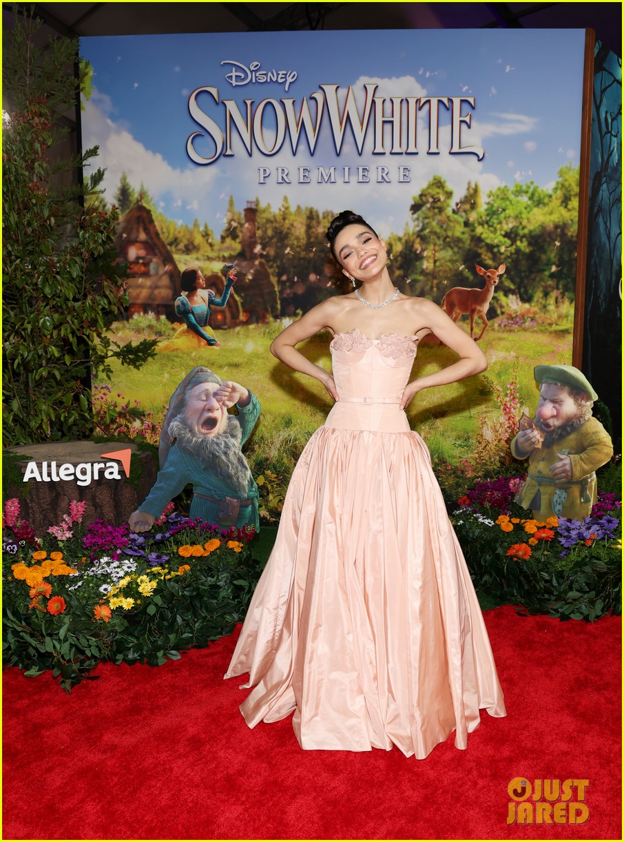 Rachel Zegler At Snow White Spain Premiere: Gal Gadot's Absence Noted Rachel Zegler At Snow White Spain Premiere: Gal Gadot's Absence Noted