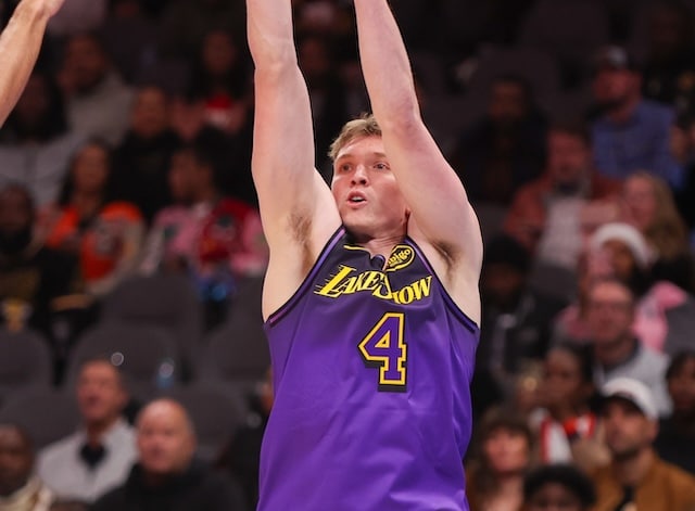 Randle's Physicality: A Challenge For The Lakers, A Boon For Minnesota Randle's Physicality: A Challenge For The Lakers, A Boon For Minnesota