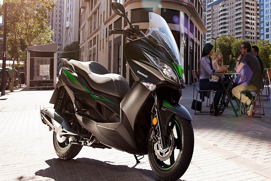 Rasakan Sensasi Baru: Tiga Model Jet Ski Kawasaki Premium Resmi Hadir Rasakan Sensasi Baru: Tiga Model Jet Ski Kawasaki Premium Resmi Hadir