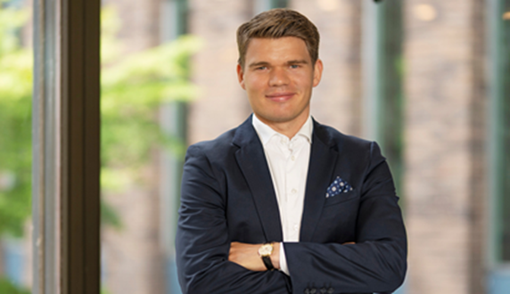 Relx: Sterke Financiële Resultaten Dankzij AI-investeringen, Ook Voor 2025 Relx: Sterke Financiële Resultaten Dankzij AI-investeringen, Ook Voor 2025