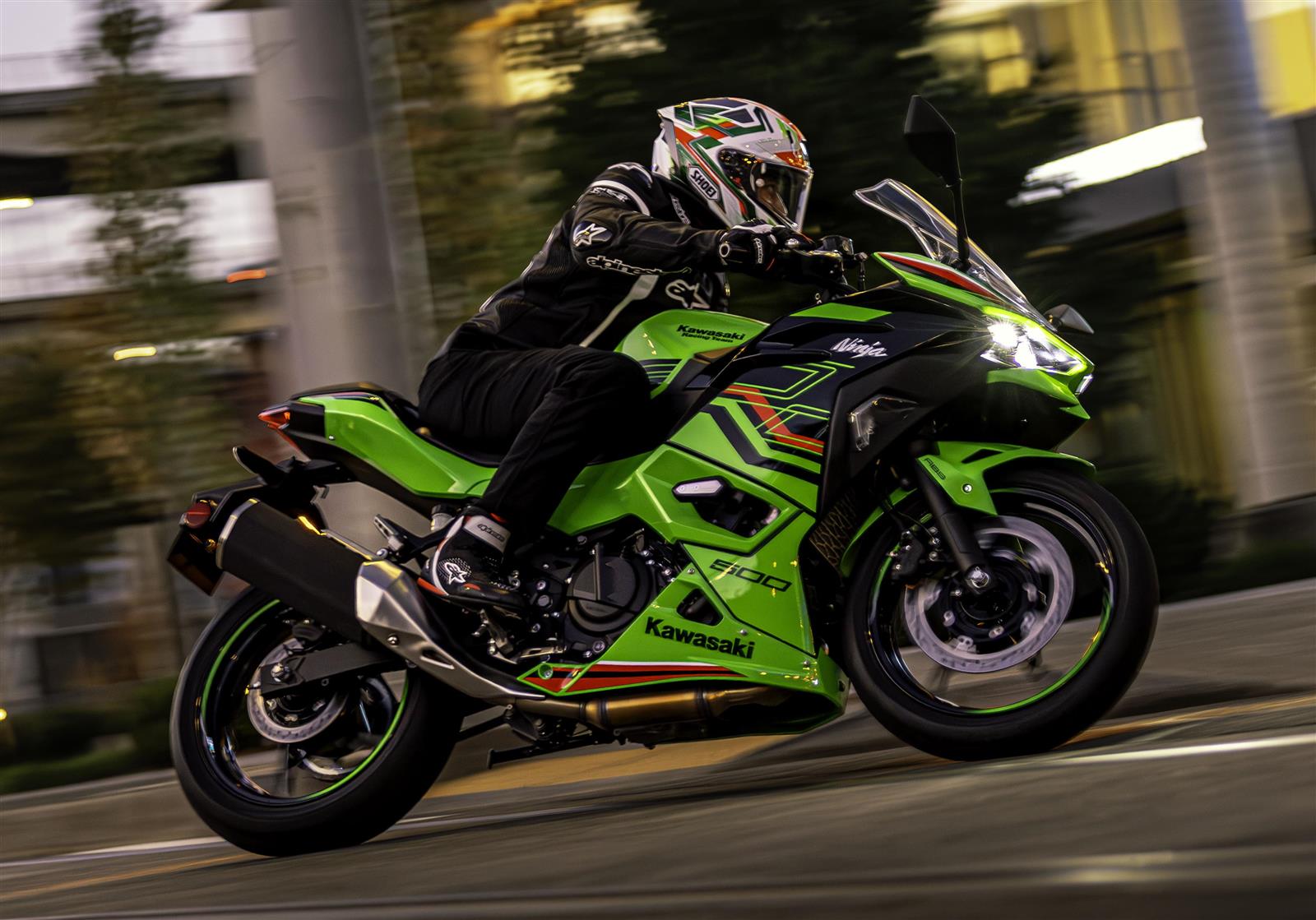 Review Harga Kawasaki Ninja 500 Bersolek: Lebih Dari Rp 100 Juta Review Harga Kawasaki Ninja 500 Bersolek: Lebih Dari Rp 100 Juta