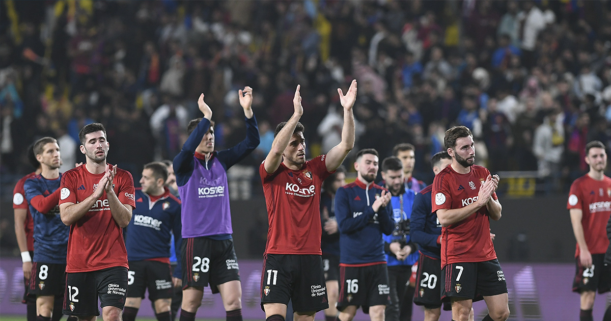 Rune Dominira Protiv Povređenog Alkarasa U Finalu Barselone Rune Dominira Protiv Povređenog Alkarasa U Finalu Barselone