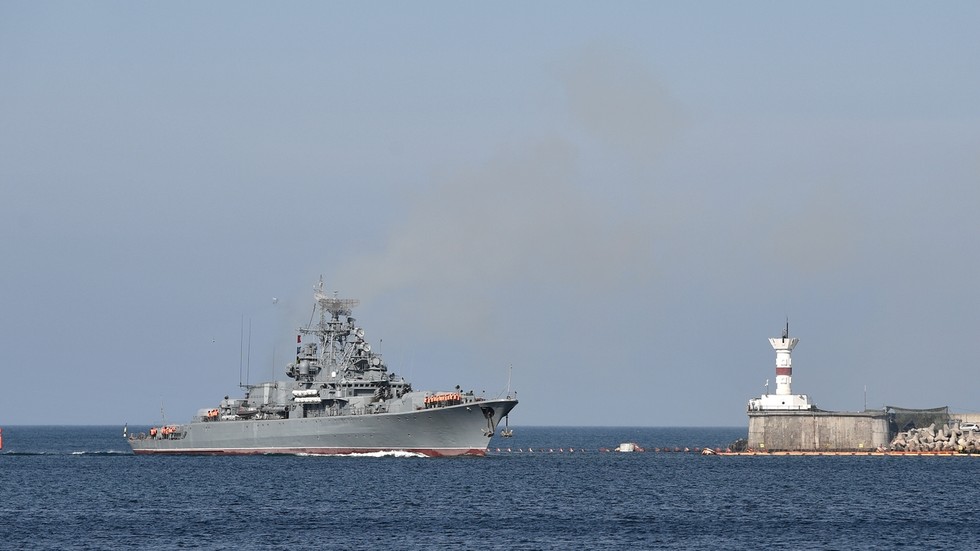 Russia Closes 62 Miles Of Black Sea Beaches Following Oil Spill