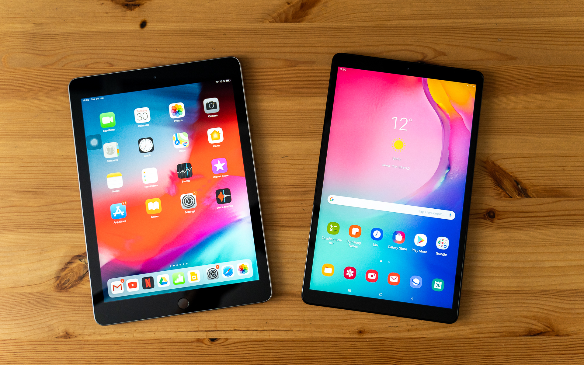 Samsung Tablet Vs Apple IPad: £101 Price War Heats Up Samsung Tablet Vs Apple IPad: £101 Price War Heats Up