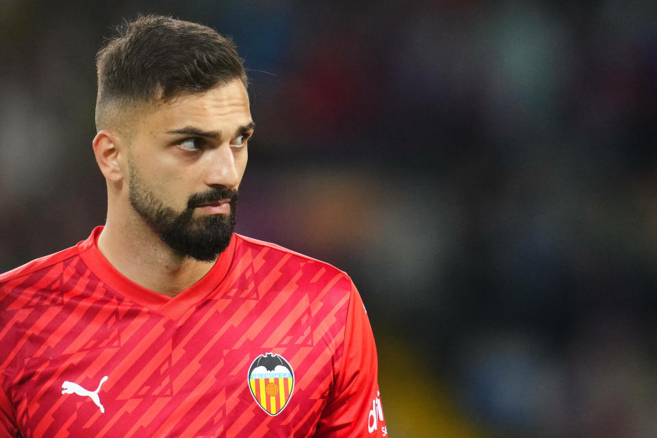 Sander Westerveld Concerned: Analyzing Mamardashvili's Performances This Season Sander Westerveld Concerned: Analyzing Mamardashvili's Performances This Season