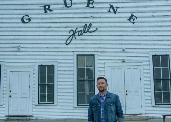 See The Sweet Video: Scotty McCreery's Son Honors George Strait See The Sweet Video: Scotty McCreery's Son Honors George Strait