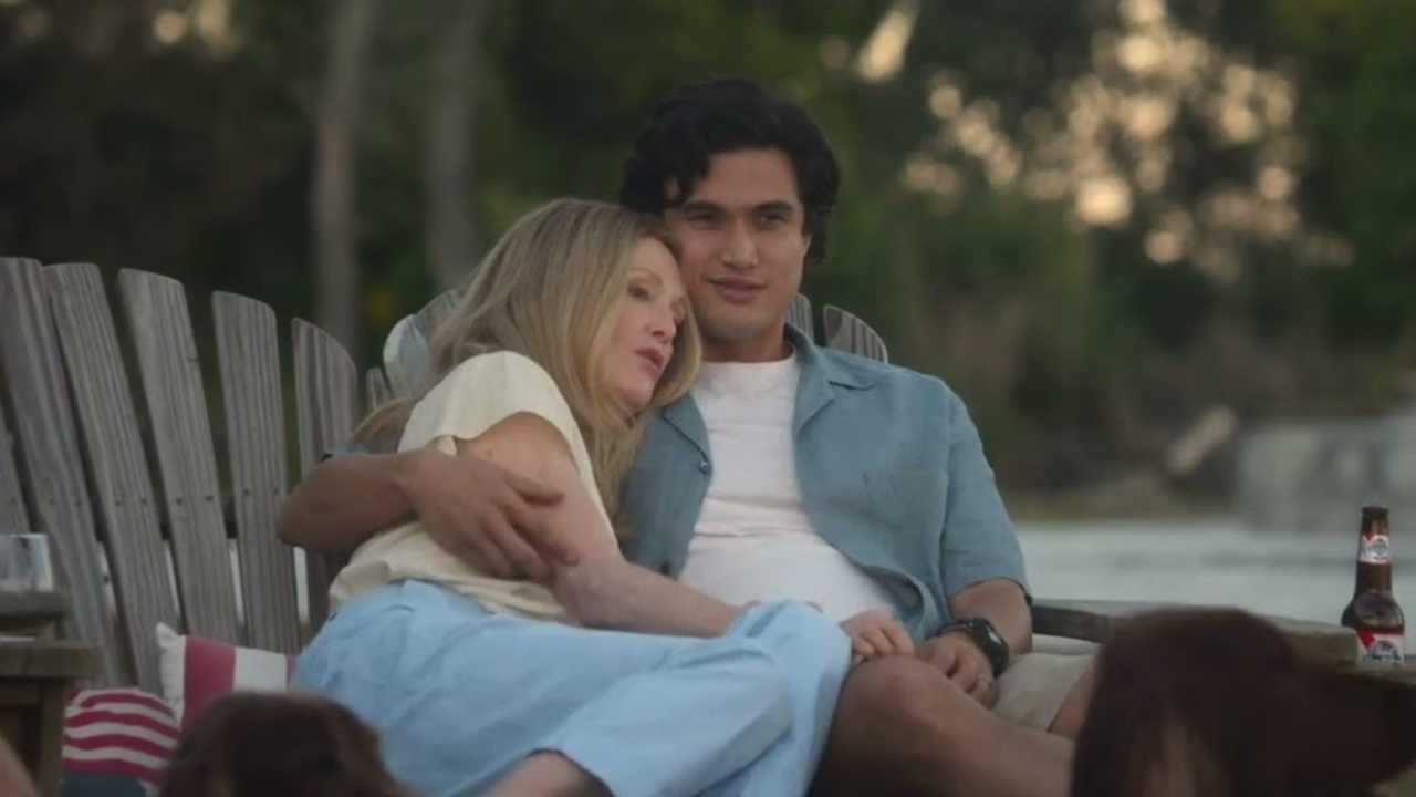 Siren Trailer: Julianne Moore Addresses Monster Accusations Siren Trailer: Julianne Moore Addresses Monster Accusations
