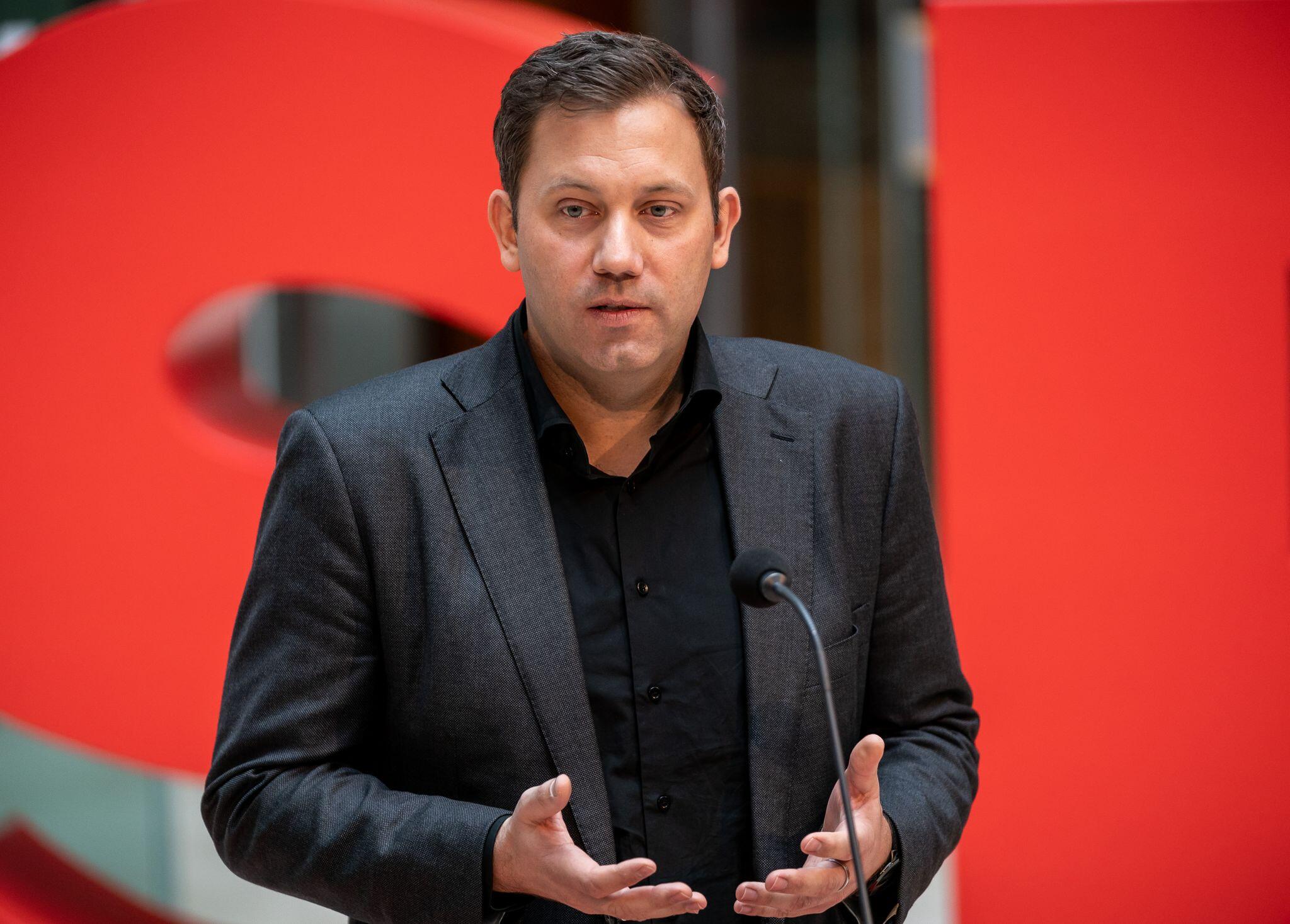 SPD Wählt Lars Klingbeil Zum Fraktionsvorsitzenden