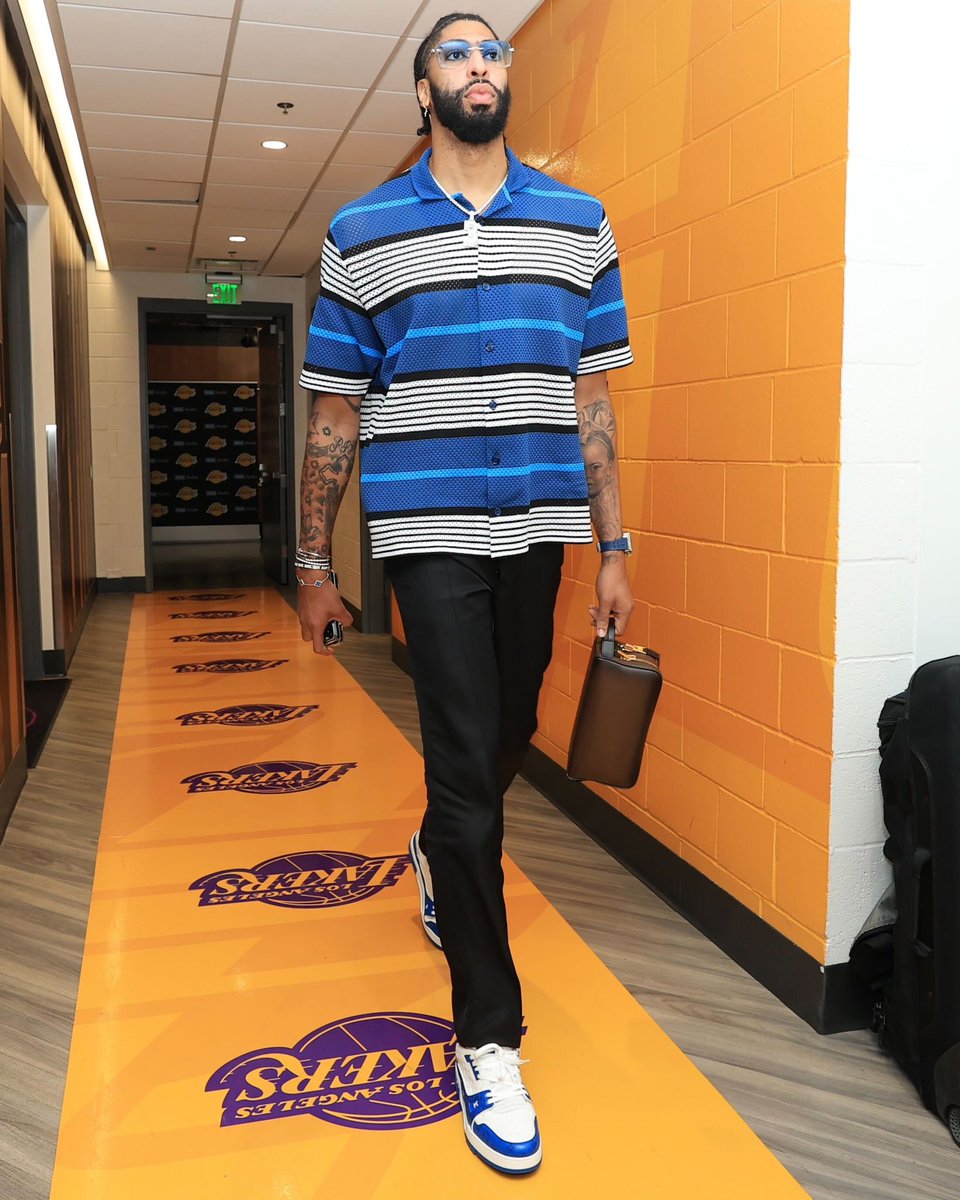 Stay Updated On The LA Lakers With VAVEL US Stay Updated On The LA Lakers With VAVEL US