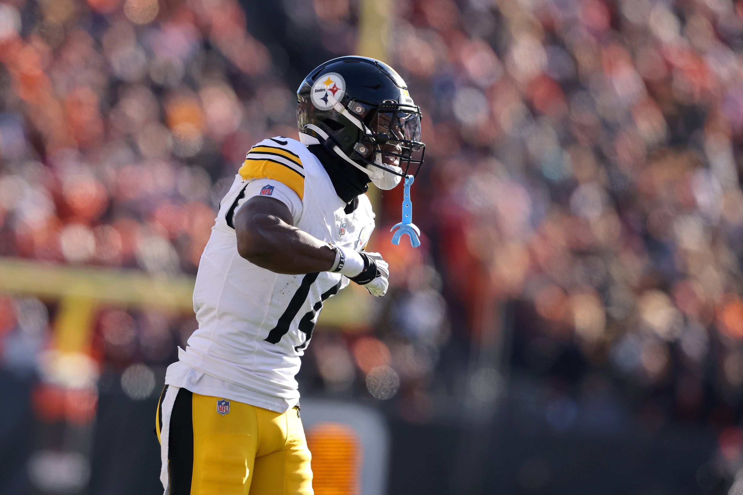 Steelers Hold Onto Pickens: An Insider's View On The Trade Deadline Steelers Hold Onto Pickens: An Insider's View On The Trade Deadline