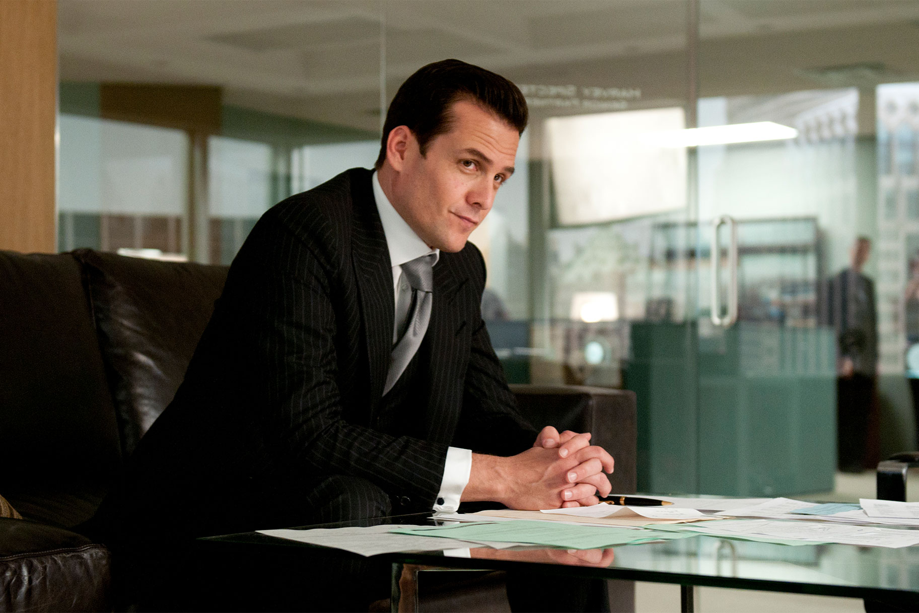 Suits LA Episode 8 Review: Harvey Specter's Spinoff Regains Momentum Suits LA Episode 8 Review: Harvey Specter's Spinoff Regains Momentum