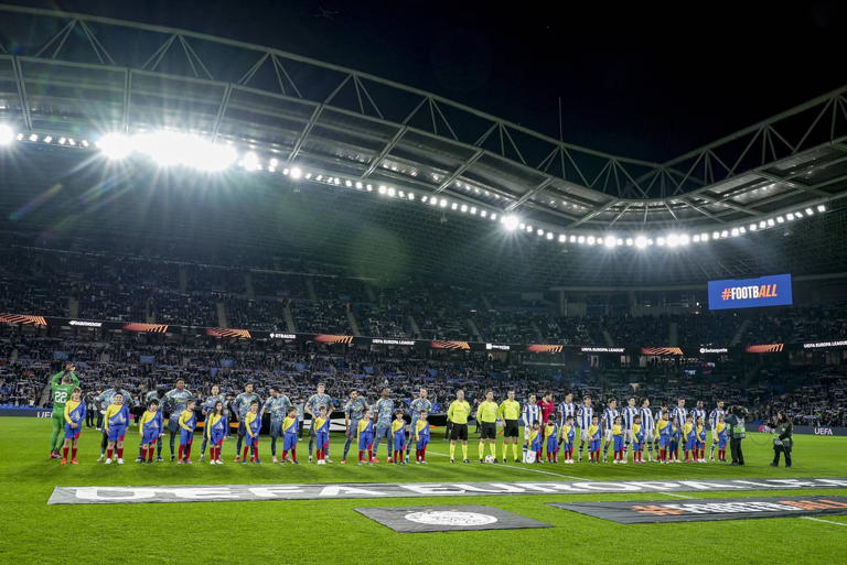 Tadic-incident: Fenerbahçe Kondigt Strenge Actie Tegen Ajax Aan Tadic-incident: Fenerbahçe Kondigt Strenge Actie Tegen Ajax Aan