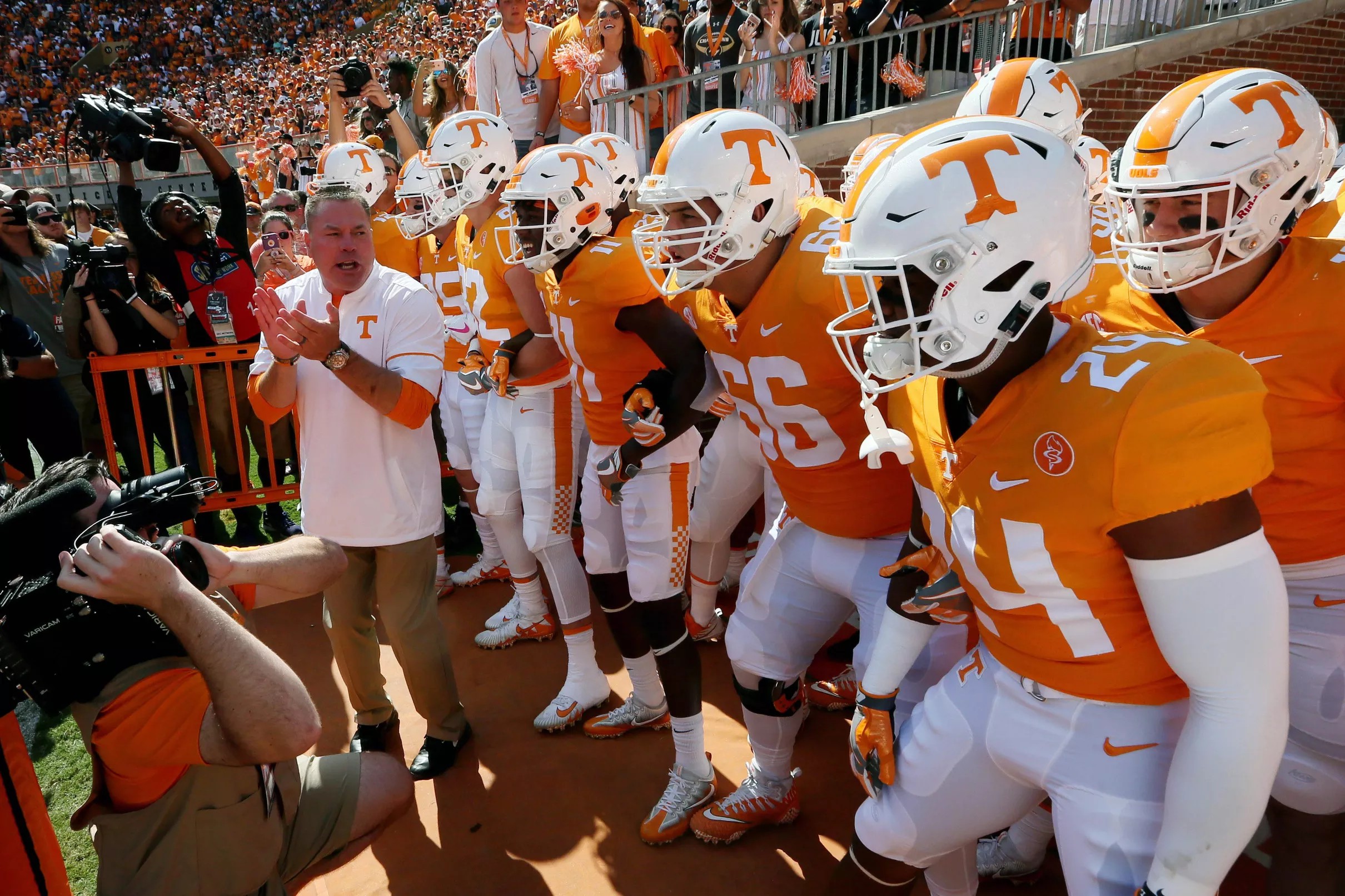 Tennessee Dominates Indiana State In 12-1 Victory Tennessee Dominates Indiana State In 12-1 Victory