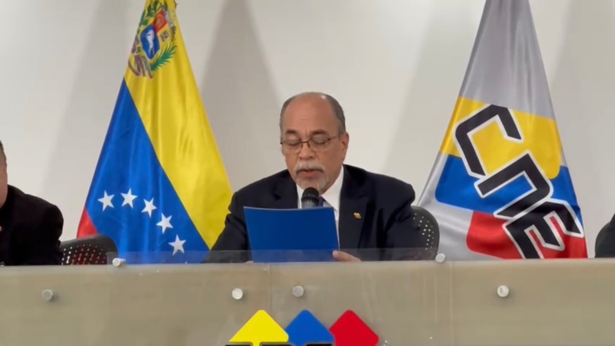 Tensión Política: Militarización De La Sesión Del CNE Tensión Política: Militarización De La Sesión Del CNE