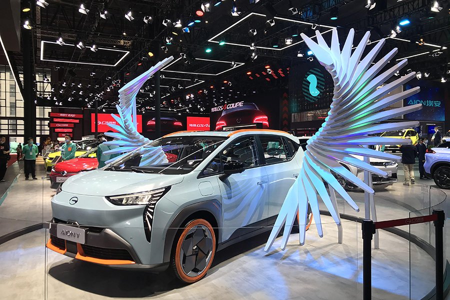 The China Factor: Why Luxury Carmakers Face Difficulties In The Chinese Market The China Factor: Why Luxury Carmakers Face Difficulties In The Chinese Market