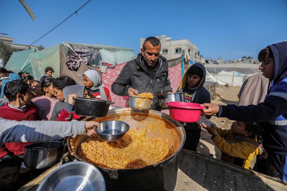 The Humanitarian Crisis In Gaza: A Consequence Of Israel's Blockade The Humanitarian Crisis In Gaza: A Consequence Of Israel's Blockade