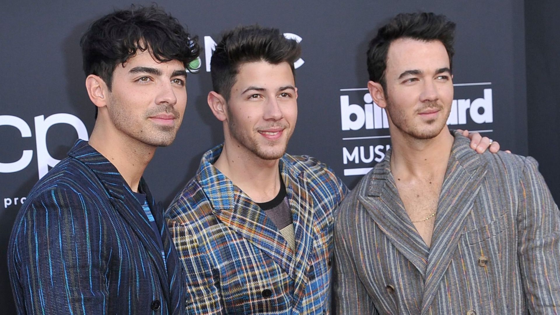 The Jonas Brothers: Joe's Response To A Unique Fan Encounter The Jonas Brothers: Joe's Response To A Unique Fan Encounter