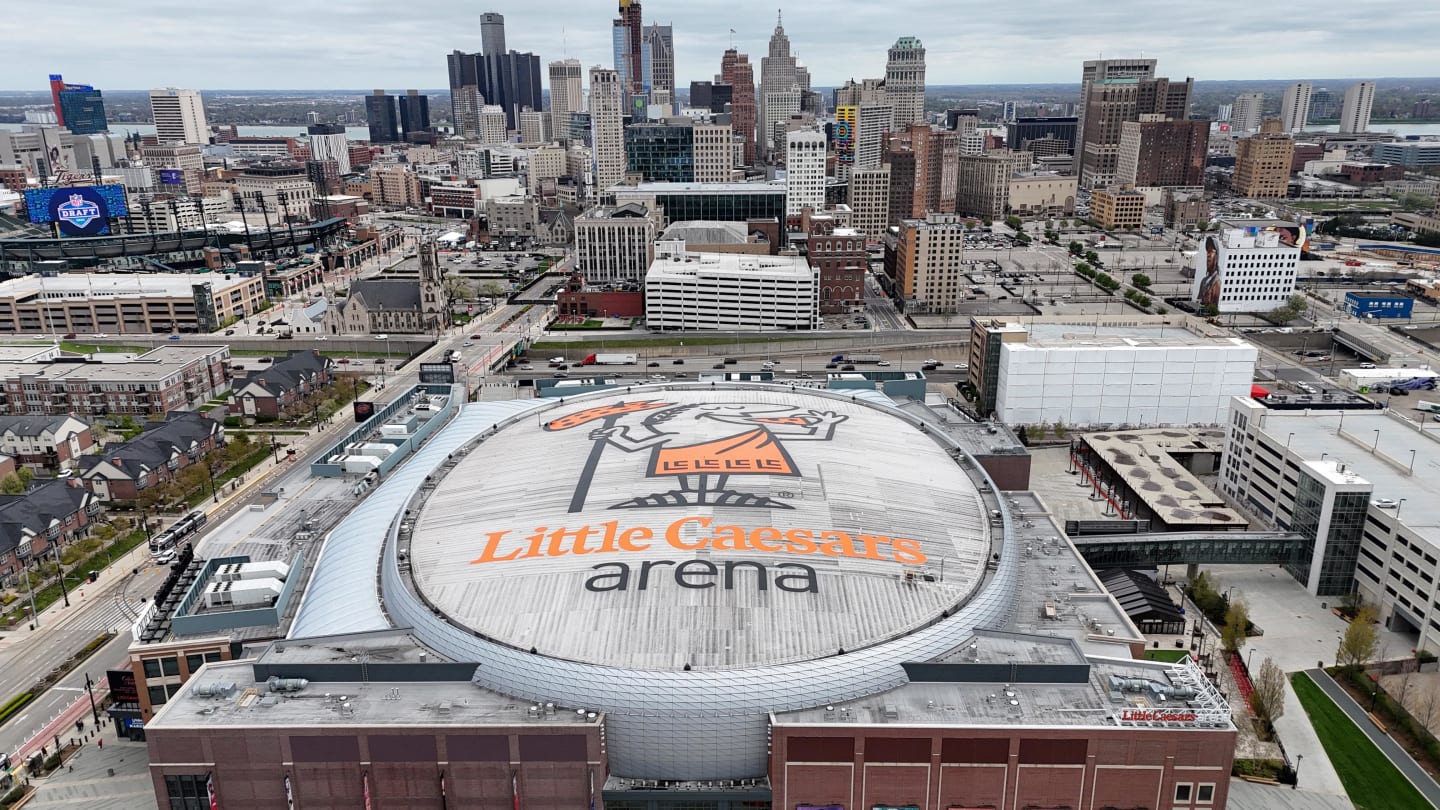 The Potential Of An Eminem-Backed Detroit WNBA Team The Potential Of An Eminem-Backed Detroit WNBA Team