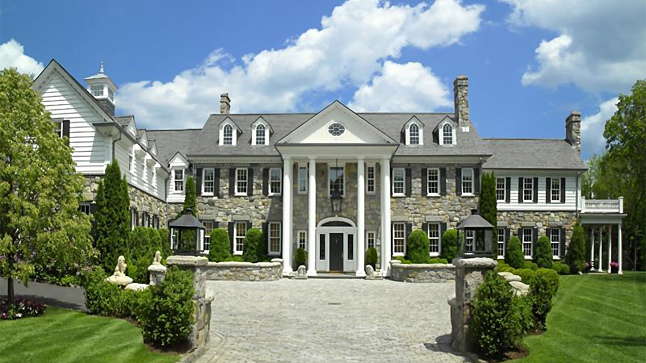 The Ultimate Guide To The Mansions On MTV Cribs The Ultimate Guide To The Mansions On MTV Cribs
