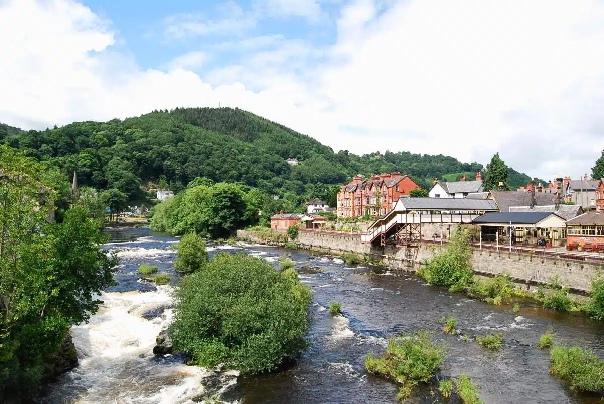 The Ultimate Guide To Wrexham The Ultimate Guide To Wrexham
