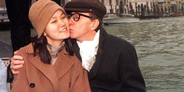 The Woody Allen Case: Sean Penn's Perspective On Dylan Farrow's Claims The Woody Allen Case: Sean Penn's Perspective On Dylan Farrow's Claims