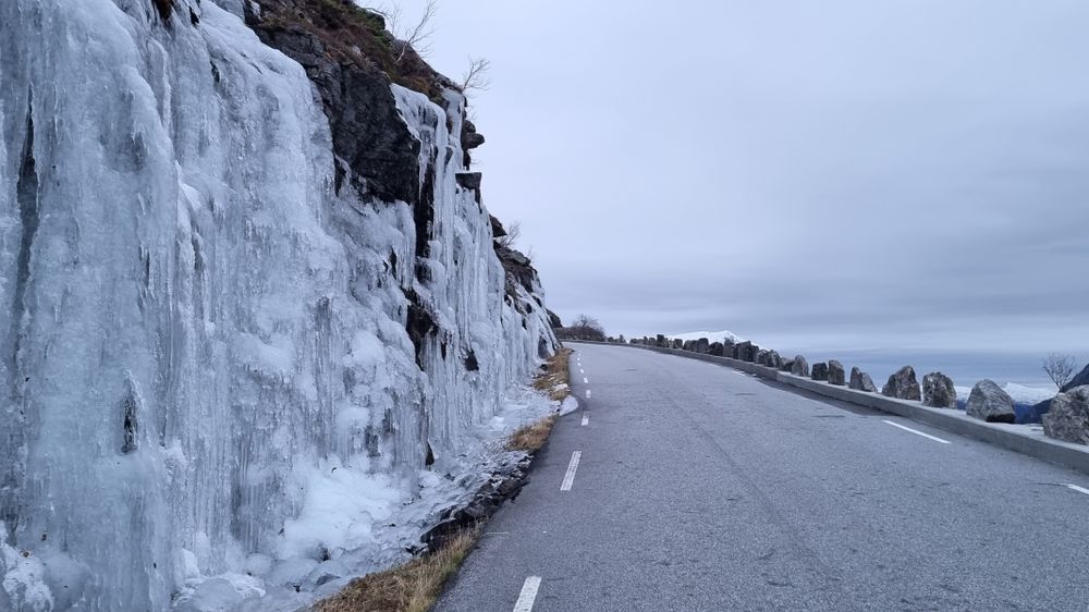 Tidlig Sesongslutt For Skisentre På Grunn Av Uvanlig Mild Vinter Tidlig Sesongslutt For Skisentre På Grunn Av Uvanlig Mild Vinter