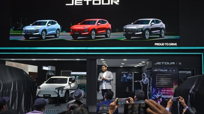 Tiga Warna Baru Jetour Dashing Dipamerkan Di IIMS 2025 Tiga Warna Baru Jetour Dashing Dipamerkan Di IIMS 2025