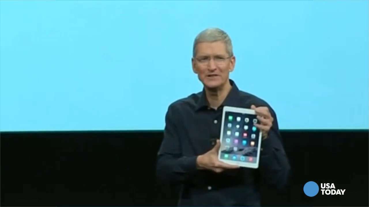 Tim Cook Announces $900 Million Tariff Hit, Apple Stock Suffers Tim Cook Announces $900 Million Tariff Hit, Apple Stock Suffers
