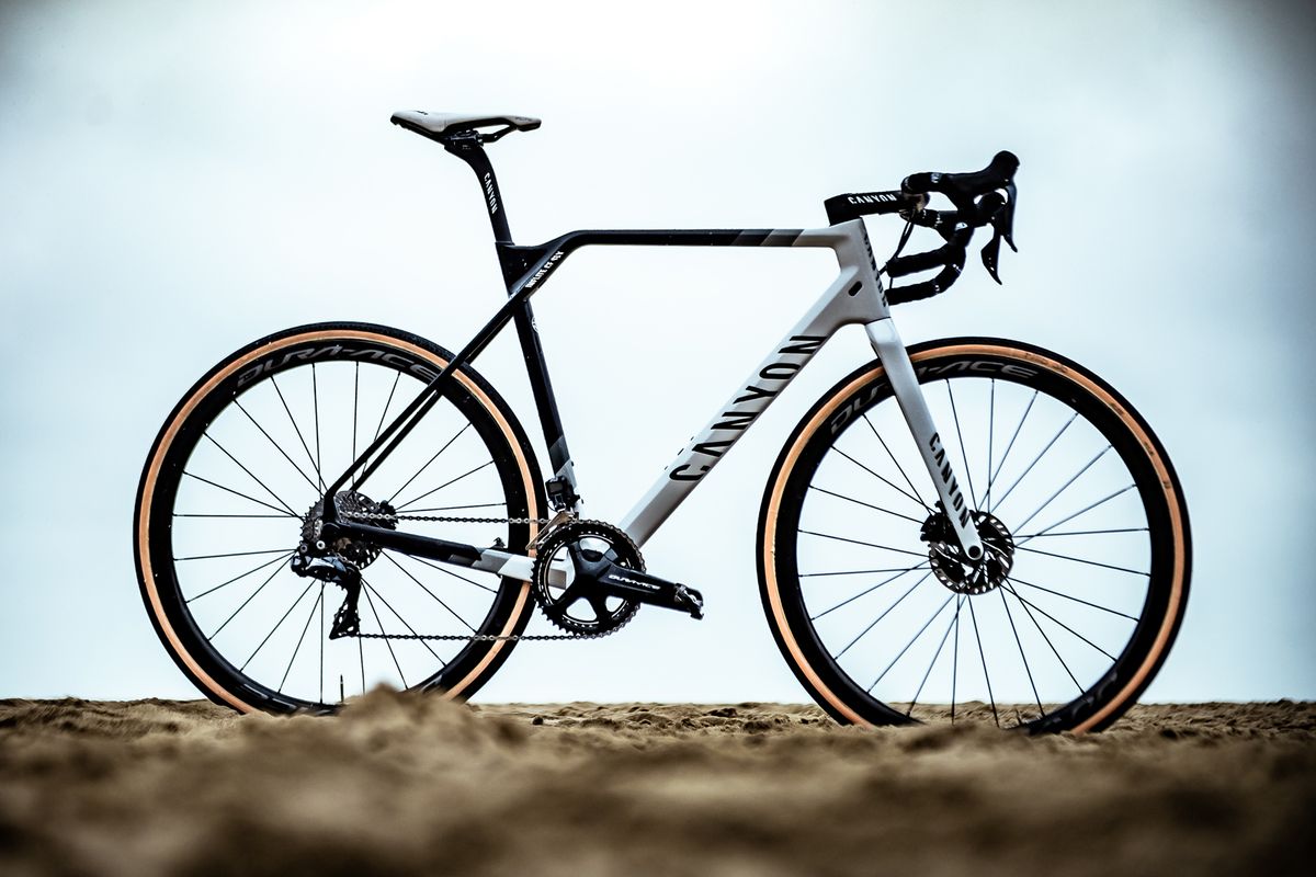 Tirreno-Adriatico 2024: Mathieu Van Der Poel's New Canyon Aeroad