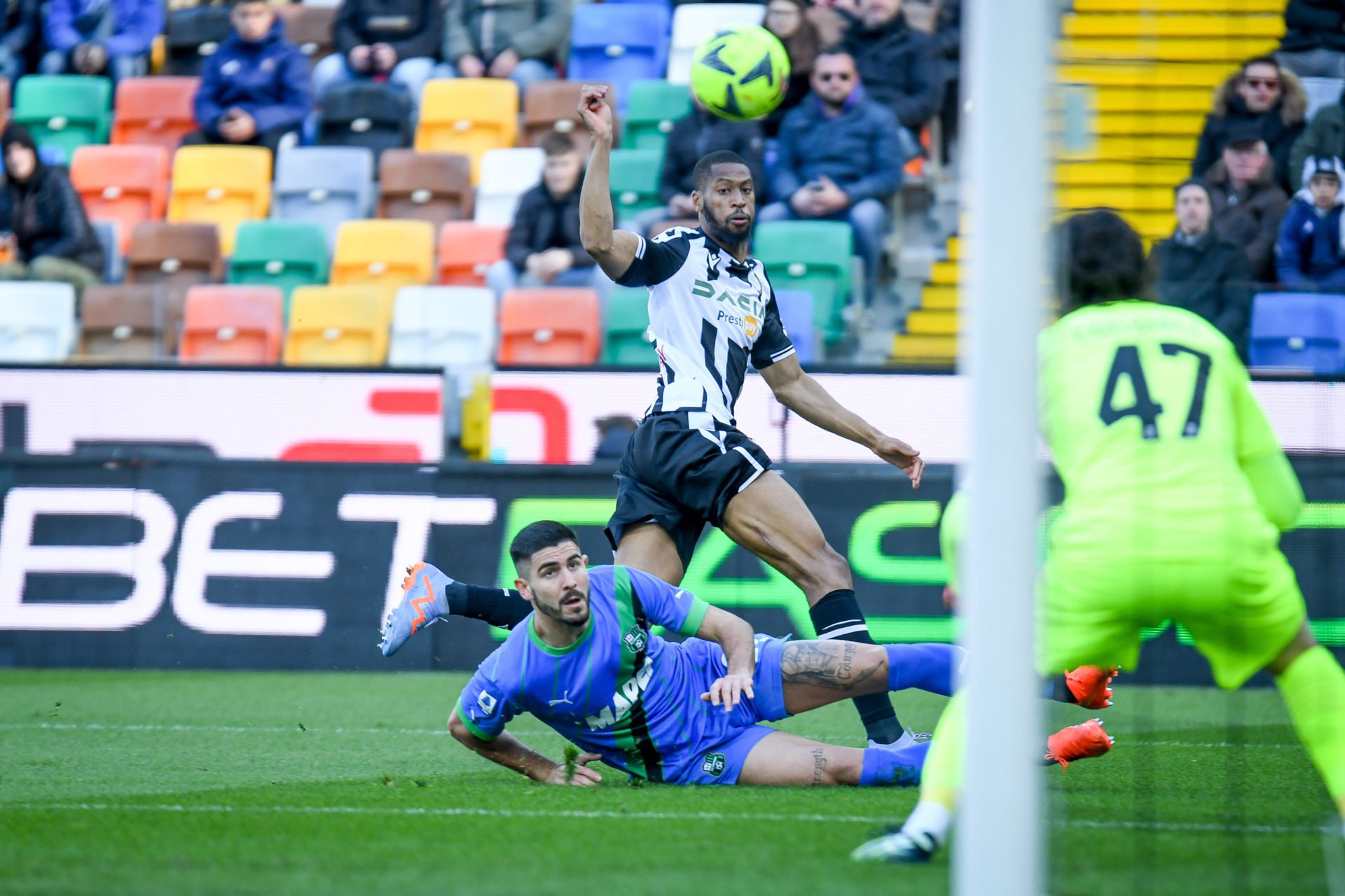 Tottenham Loanee Leads Leeds Back To Championship Top Tottenham Loanee Leads Leeds Back To Championship Top