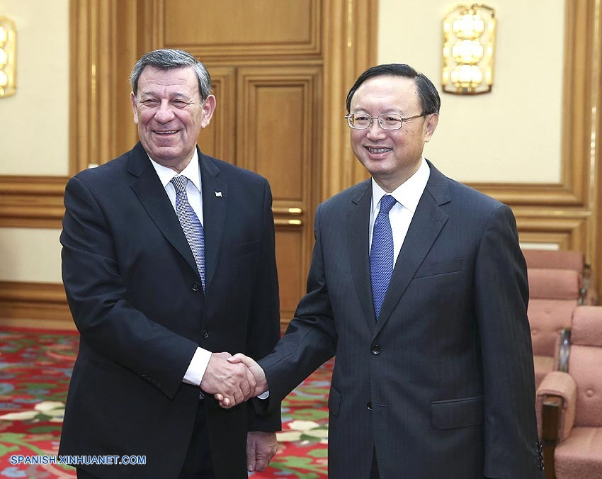 Tres Toros Uruguayos Parten Hacia China Como Regalo Para Xi Jinping Tres Toros Uruguayos Parten Hacia China Como Regalo Para Xi Jinping