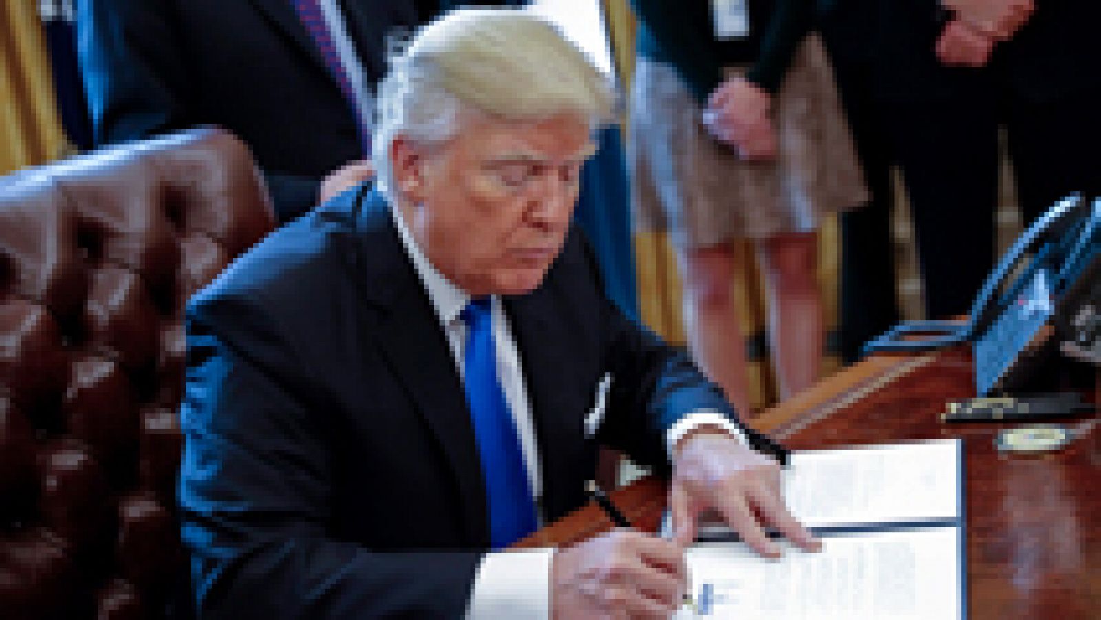Trump Contra Ticketmaster: Nueva Orden Ejecutiva Para Regular La Reventa De Entradas Trump Contra Ticketmaster: Nueva Orden Ejecutiva Para Regular La Reventa De Entradas