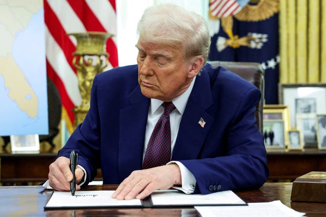 Trump's Canada Comments And Tariffs Spark Debate On Wayne Gretzky's Patriotism Trump's Canada Comments And Tariffs Spark Debate On Wayne Gretzky's Patriotism