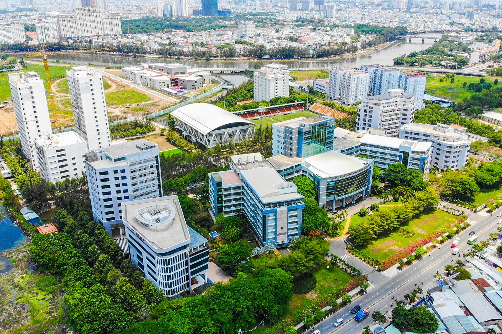 Trường ĐH Tôn Đức Thắng: Lĩnh Ấn Tiên Phong Tại Giải Bóng Đá Sinh Viên Quốc Tế 2025