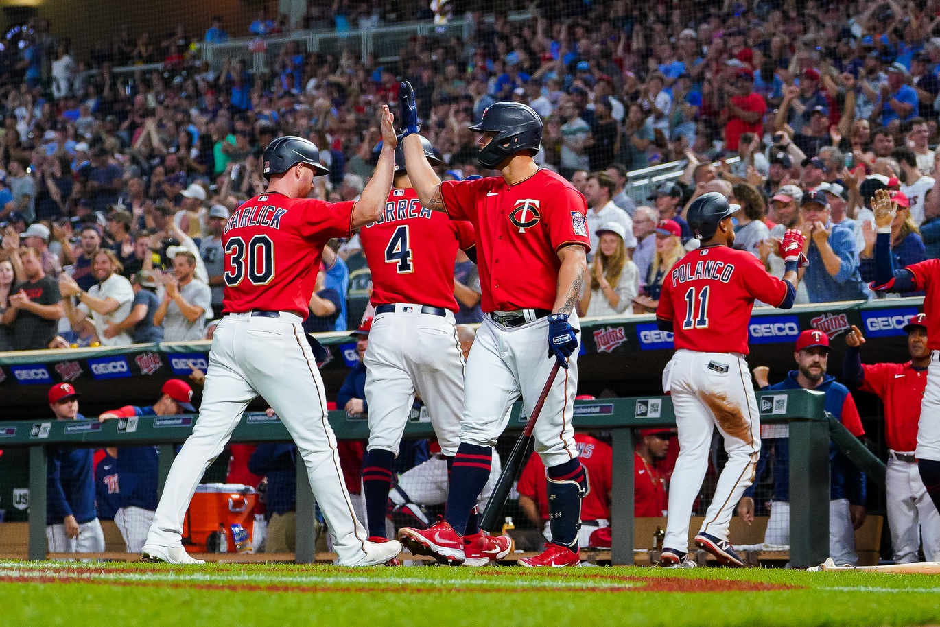 Twins Win 6-3 Over Mets In Series Middle Game Twins Win 6-3 Over Mets In Series Middle Game