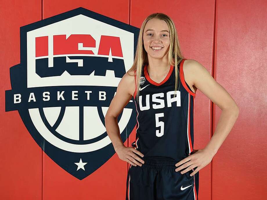 UConn's Paige Bueckers: The Day She Erased Her Hometown (Figuratively) UConn's Paige Bueckers: The Day She Erased Her Hometown (Figuratively)