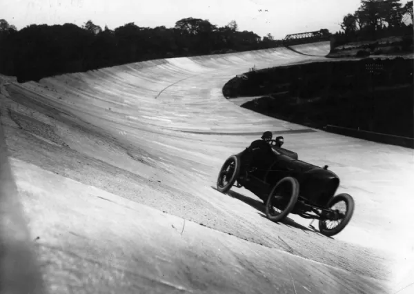 Ultrarunner's Australian Speed Record Attempt: A British Perspective Ultrarunner's Australian Speed Record Attempt: A British Perspective
