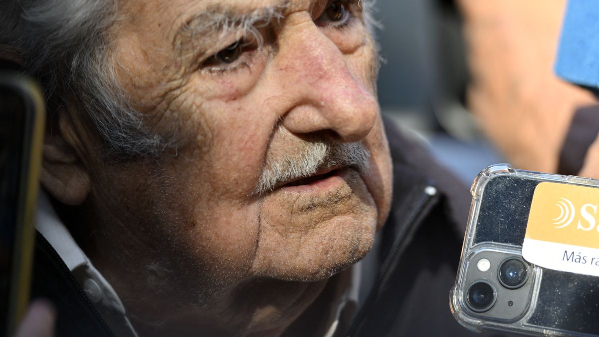 Uruguay Despide A José Mujica: Un Análisis De Su Presidencia Uruguay Despide A José Mujica: Un Análisis De Su Presidencia
