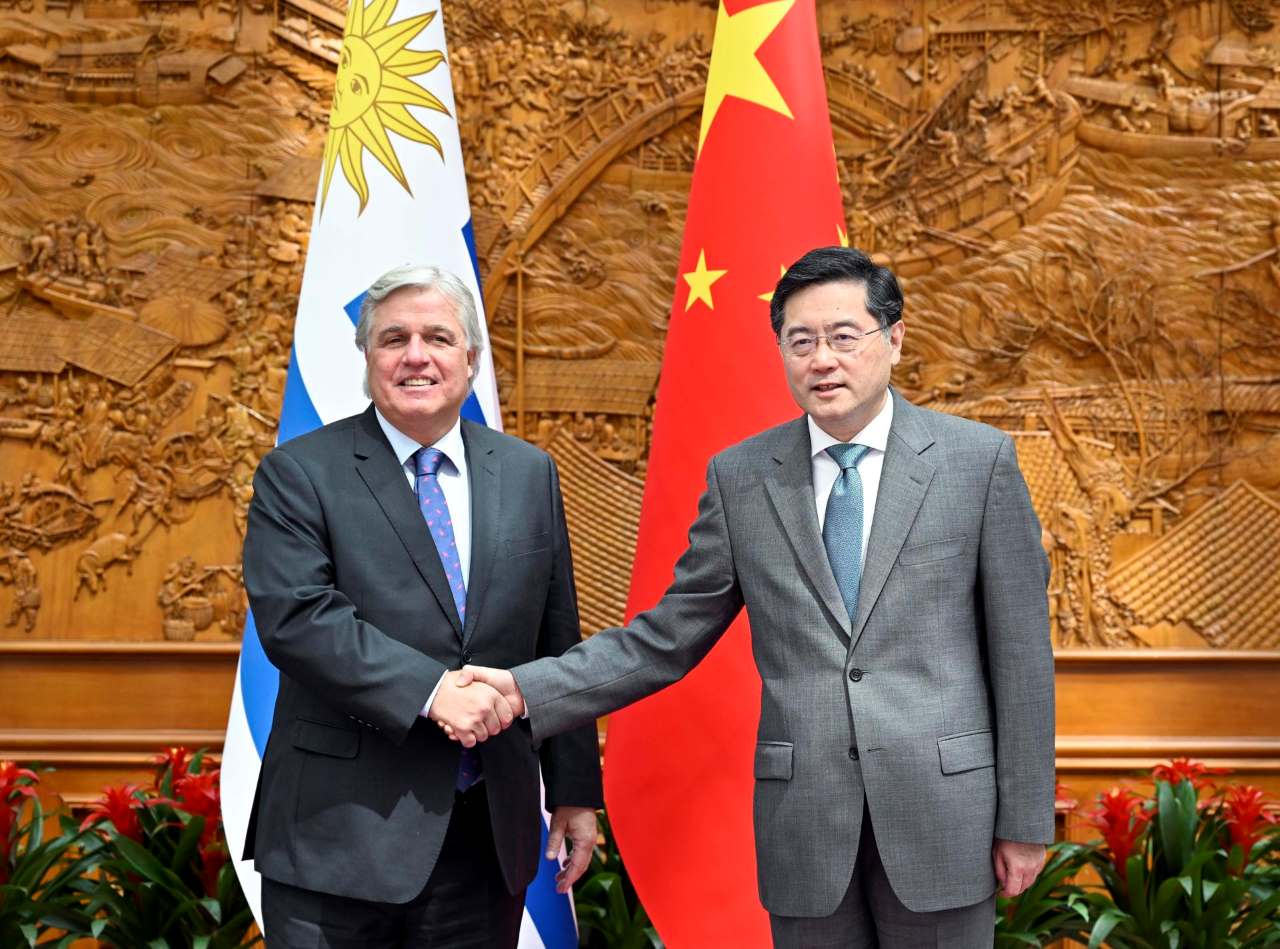 Uruguay Y China: Un Regalo Peculiar Para Fortalecer El Comercio Ganadero Uruguay Y China: Un Regalo Peculiar Para Fortalecer El Comercio Ganadero