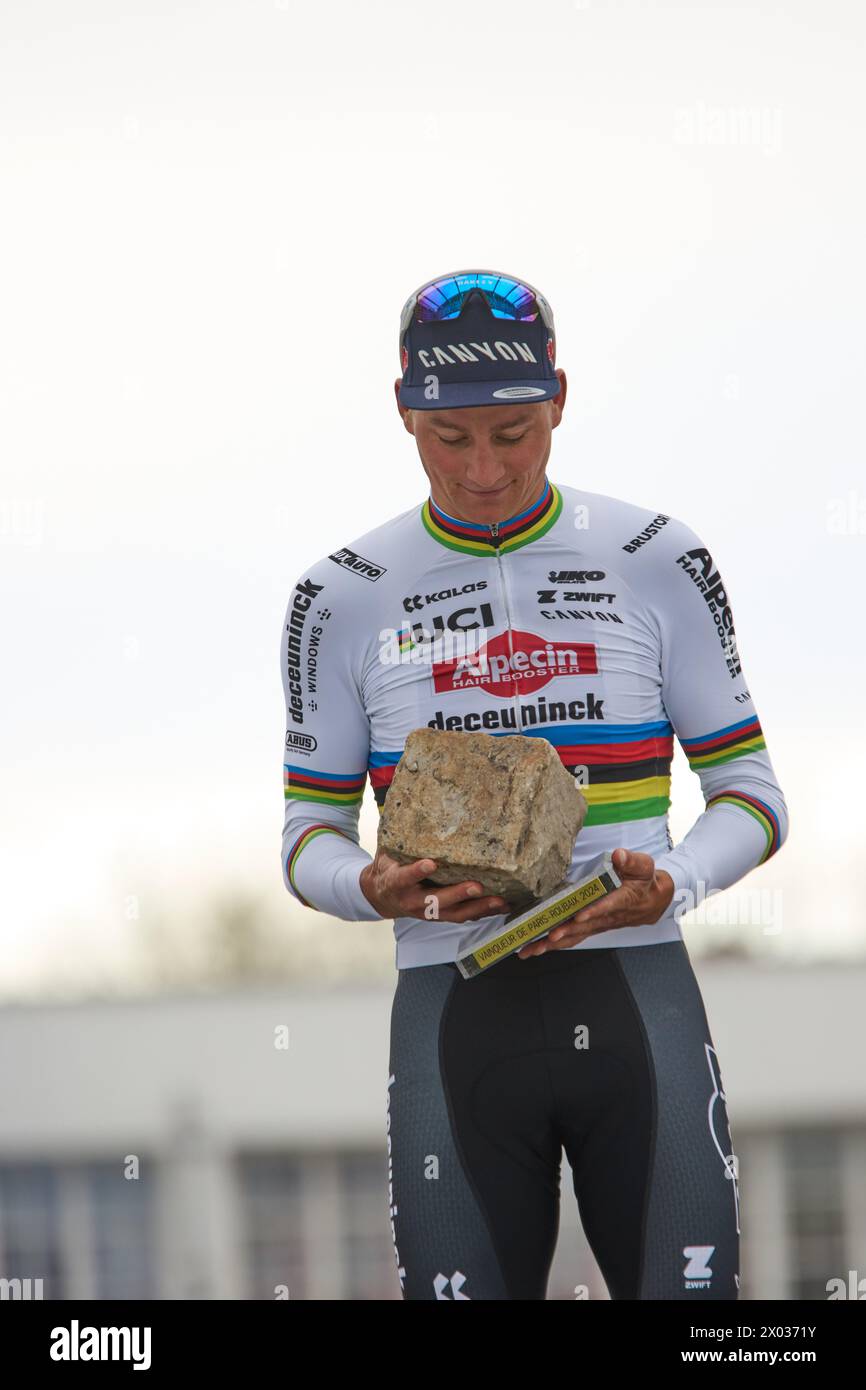 Van Der Poel Secures Second Milan-San Remo Win: A Dominant Performance
