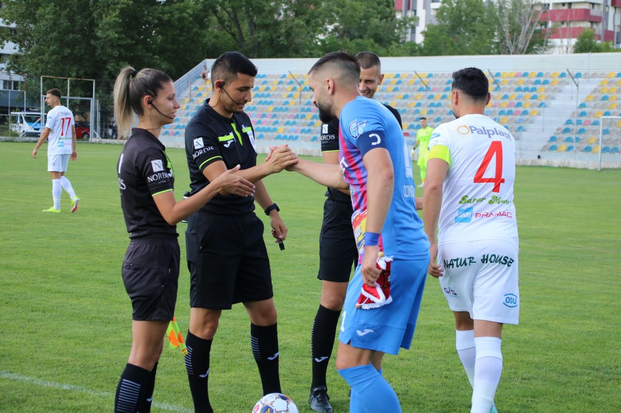 Viitorul Lui Stiller La VfB Stuttgart: Perspective Pentru Finala Cupei Germaniei Viitorul Lui Stiller La VfB Stuttgart: Perspective Pentru Finala Cupei Germaniei