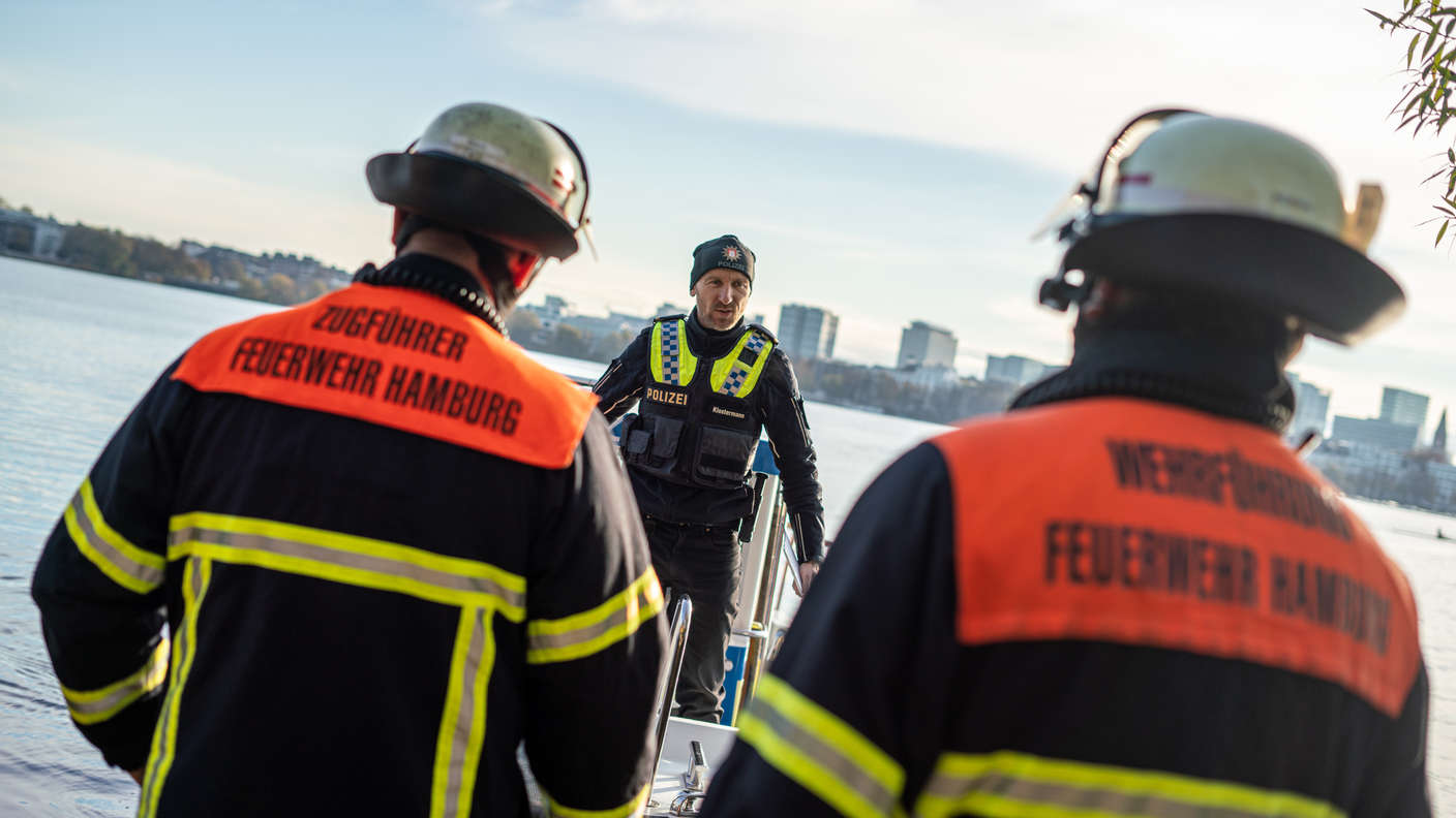 Waldbrand In Essen-Heisingen (07.04.2025): Feuerwehr Im Einsatz Waldbrand In Essen-Heisingen (07.04.2025): Feuerwehr Im Einsatz