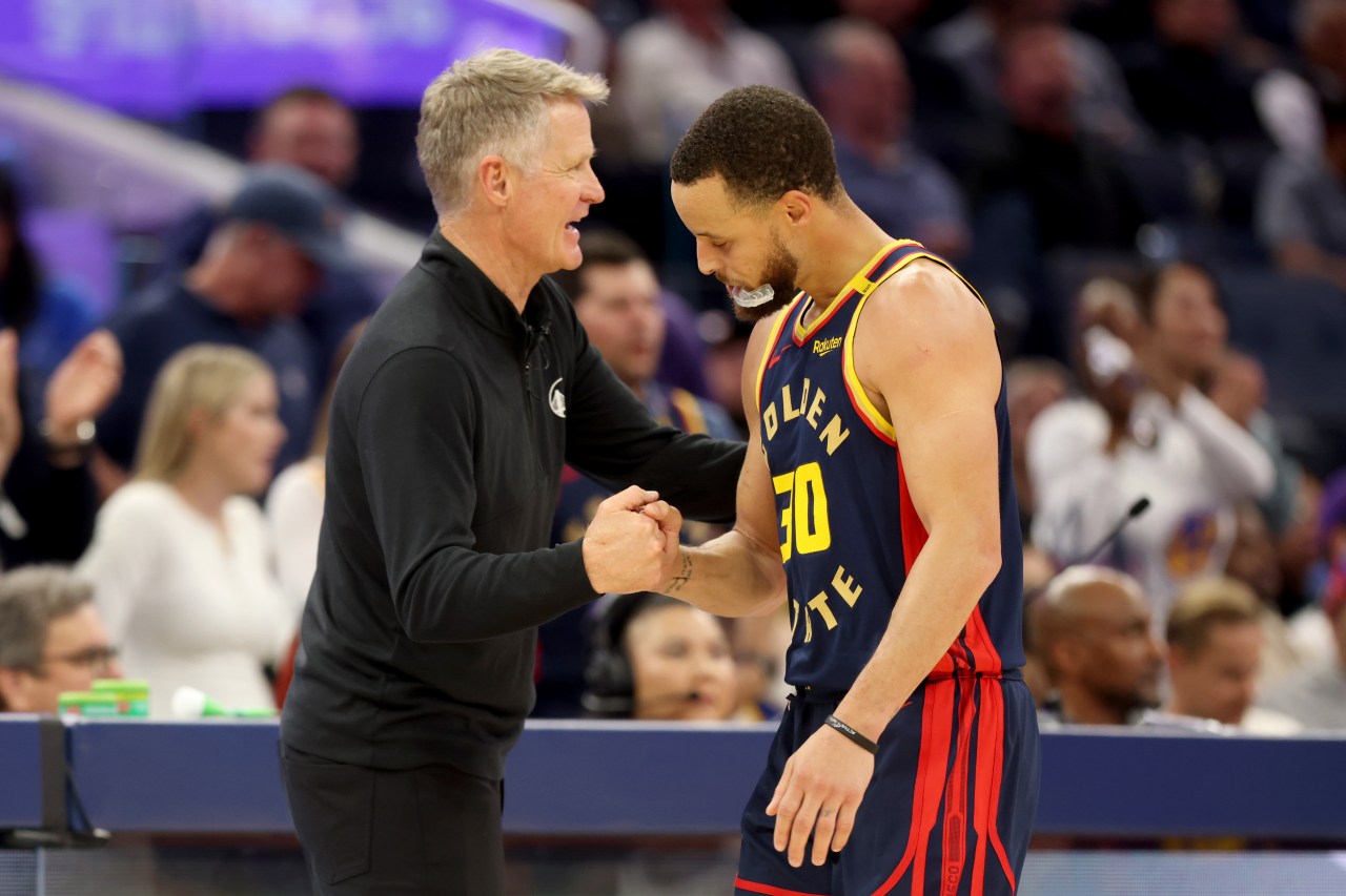 Warriors Beat Kings: Kuminga Returns, Curry And Kerr Celebrate Milestones Warriors Beat Kings: Kuminga Returns, Curry And Kerr Celebrate Milestones