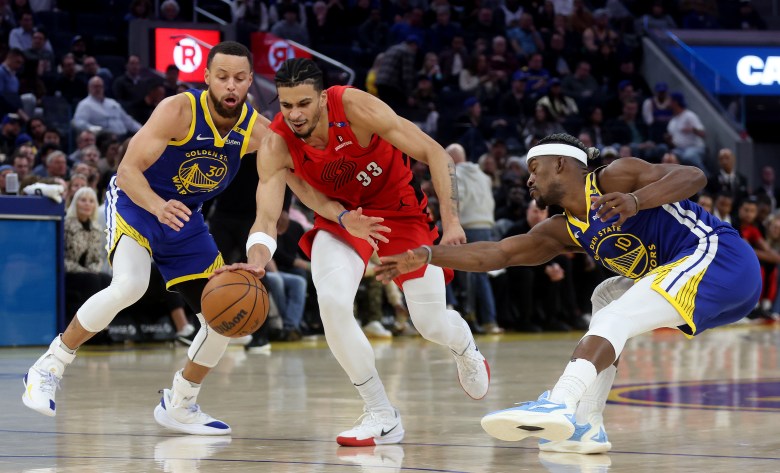 Warriors Defeat Blazers: Hield And Payton Shine Off The Bench Warriors Defeat Blazers: Hield And Payton Shine Off The Bench
