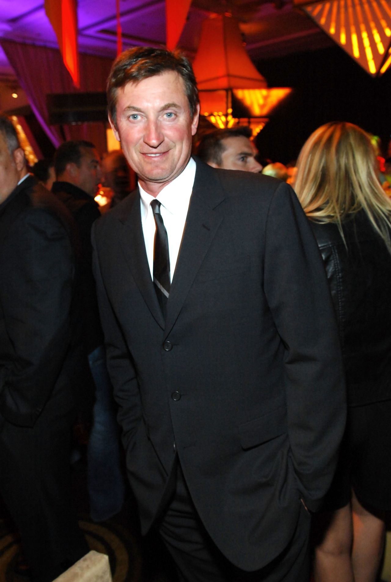 Wayne Gretzky Fast Facts: A Concise Biography Of A Legend Wayne Gretzky Fast Facts: A Concise Biography Of A Legend